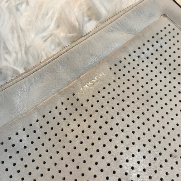 White COACH Purse - Picture 3 of 5